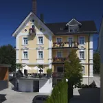 Ebner - Boutique-hotel & Konditorei Λιντάου