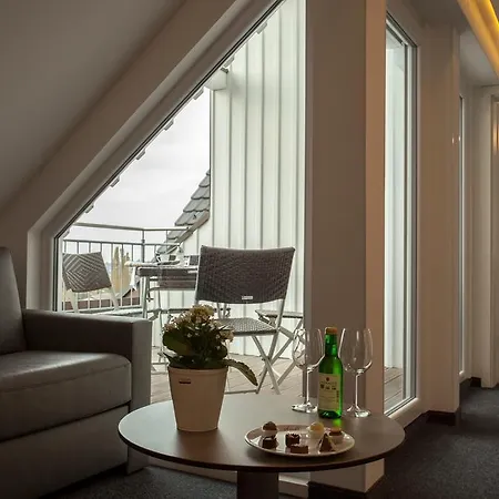 Ebner - Boutique-hotel & Konditorei Szálloda 3*