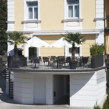 Ebner - Boutique-hotel & Konditorei 호텔 린다우