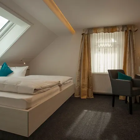 Hotel Ebner - Boutique-hotel & Konditorei 3*