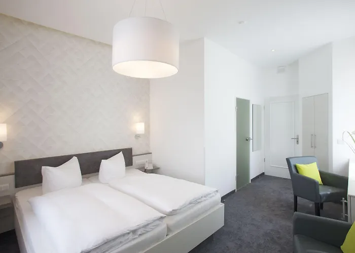 ホテル Ebner - Boutique-hotel & Konditorei