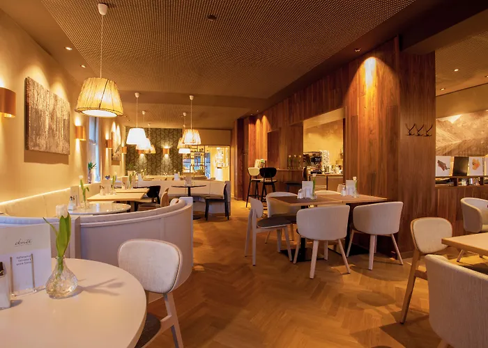 Ebner - Boutique-hotel & Konditorei 3*